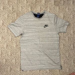 Nike Small, grey T-shirt.